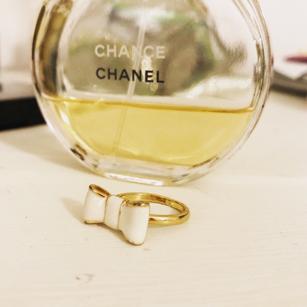 Kate Spade White Bow ring